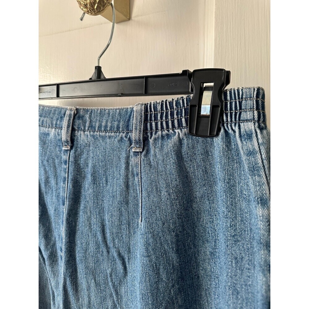 BLASSPORT women’s size medium denim pants - Picture 7 of 7